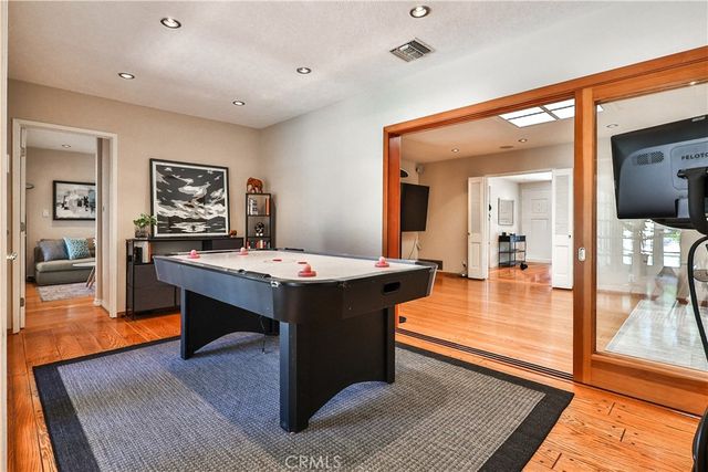 843 N Entrada, Glendora, CA 91741
