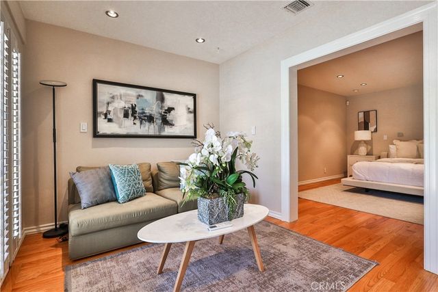 843 N Entrada, Glendora, CA 91741