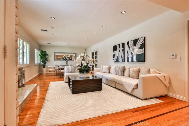 843 N Entrada, Glendora, CA 91741