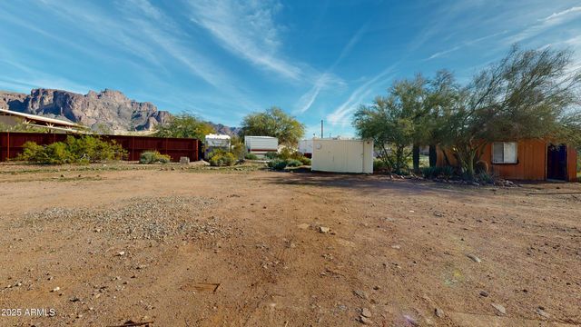4671 E GREASEWOOD Street, Apache Junction, AZ 85119