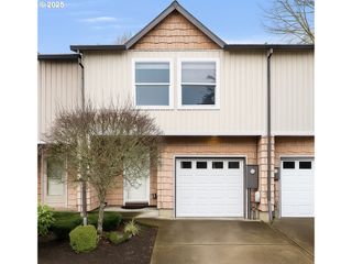 764 Ne 9TH St, Gresham, OR 97030