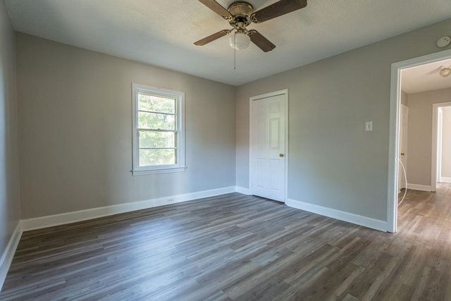 663 Chesnee Hwy, Spartanburg, SC 29303