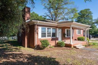 663 Chesnee Hwy, Spartanburg, SC 29303