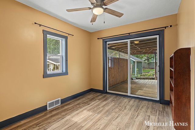 5055 Haughey Avenue, Wyoming, MI 49548