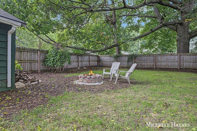 5055 Haughey Avenue, Wyoming, MI 49548