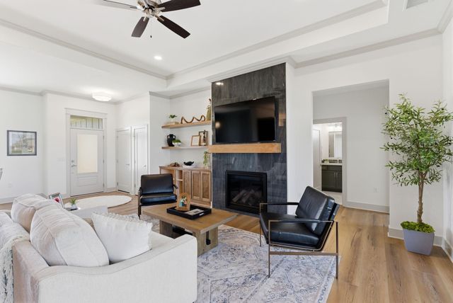 5856 E Central Park, Bel Aire, KS 67220