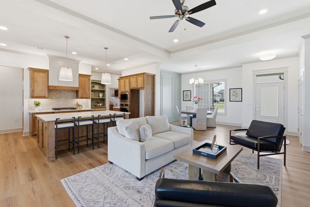 5856 E Central Park, Bel Aire, KS 67220