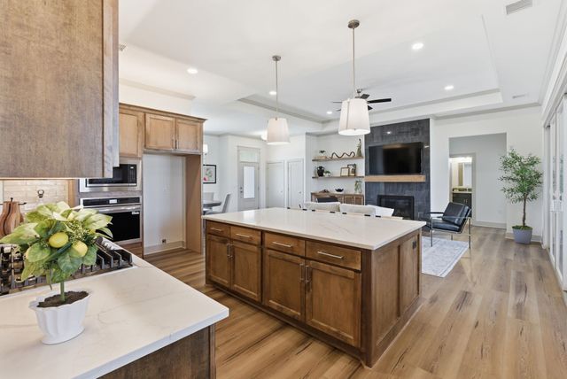 5856 E Central Park, Bel Aire, KS 67220