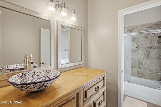 449 E Cactus Mountain Drive, Vail, AZ 85641