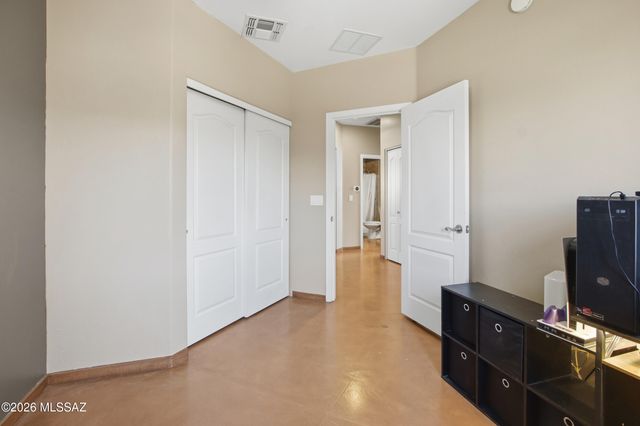 449 E Cactus Mountain Drive, Vail, AZ 85641