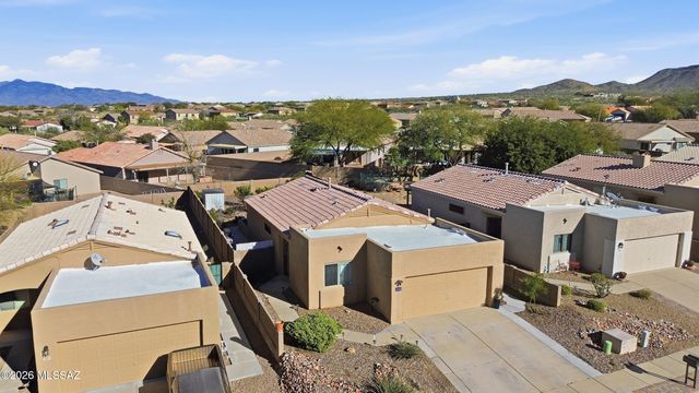 449 E Cactus Mountain Drive, Vail, AZ 85641