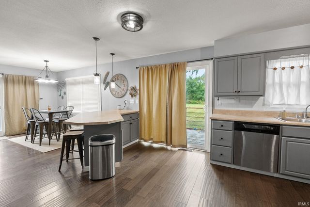 10225 N 100 W, Decatur, IN 46733