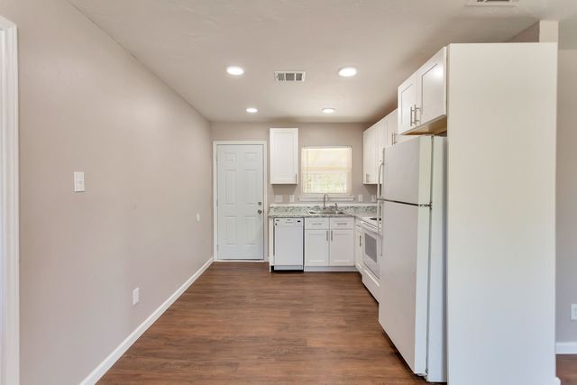 2038 Evergreen Street, Garland, TX 75041