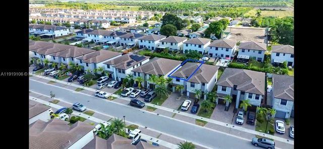 25521 SW 108th Ct, Homestead, FL 33032