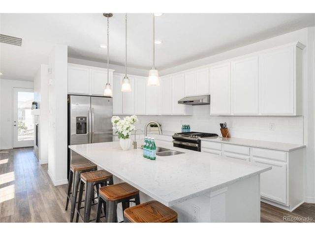 7781 Plateau Creek Ln, Littleton, CO 80125