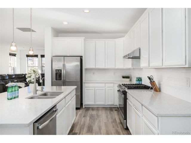 7781 Plateau Creek Ln, Littleton, CO 80125