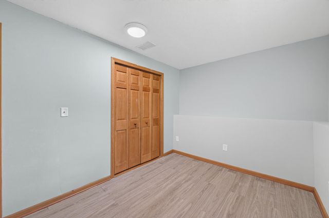 900 Evergreen Trail, Blaine, MN 55014