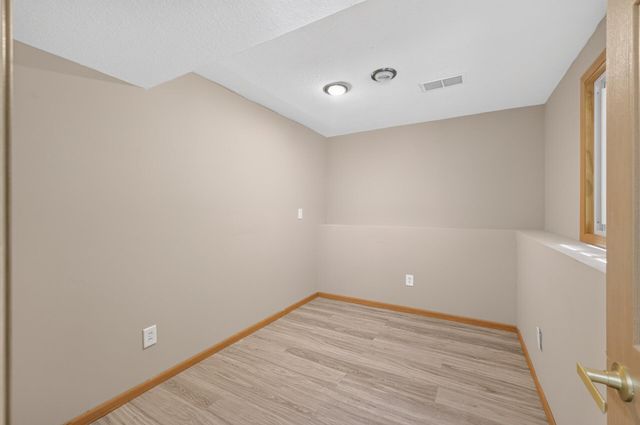 900 Evergreen Trail, Blaine, MN 55014