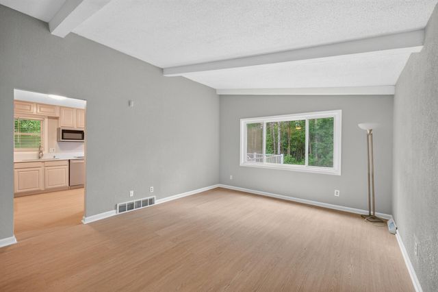 900 Evergreen Trail, Blaine, MN 55014