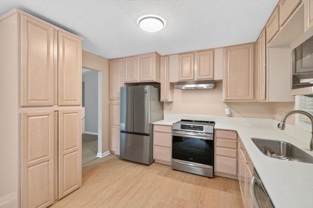 900 Evergreen Trail, Blaine, MN 55014