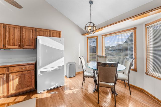 673 Georgetown Rd, Salina, KS 67401