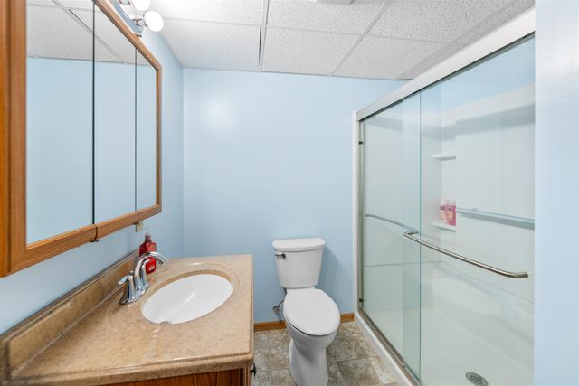 673 Georgetown Rd, Salina, KS 67401