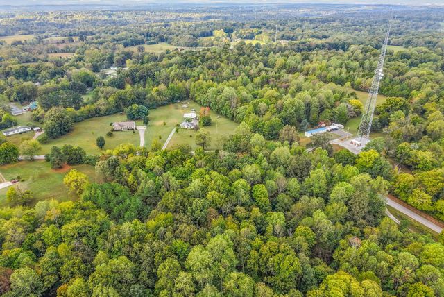 4447 Baggett Hollow Rd, Cunningham, TN 37052