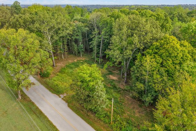 4447 Baggett Hollow Rd, Cunningham, TN 37052