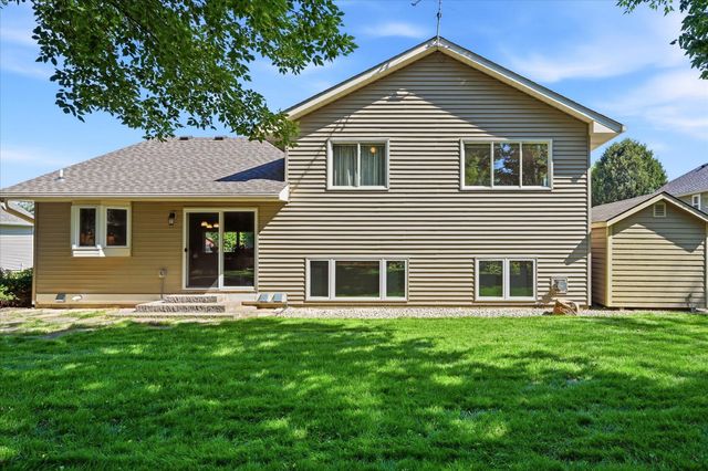 433 Carissa Lane SW, Saint Michael, MN 55376
