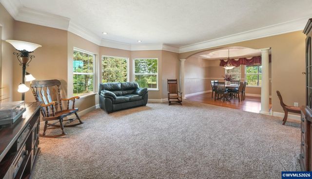 37310 Fawn Dr, Lebanon, OR 97355