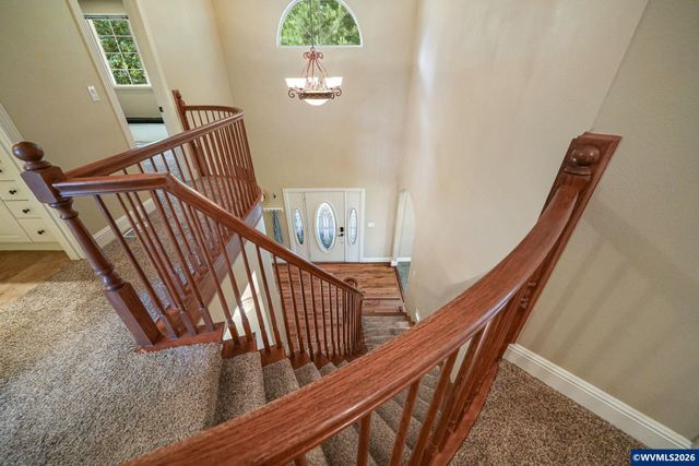 37310 Fawn Dr, Lebanon, OR 97355