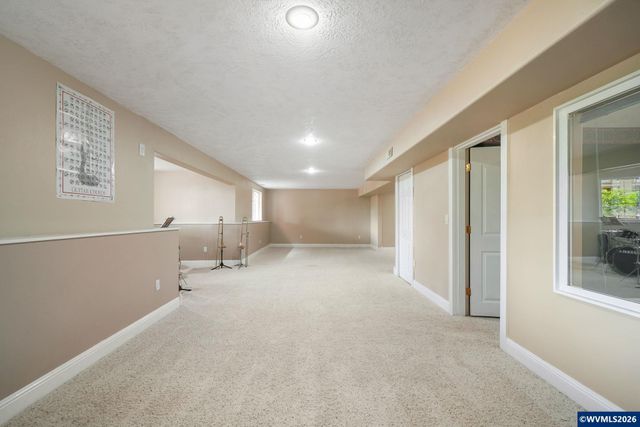 37310 Fawn Dr, Lebanon, OR 97355