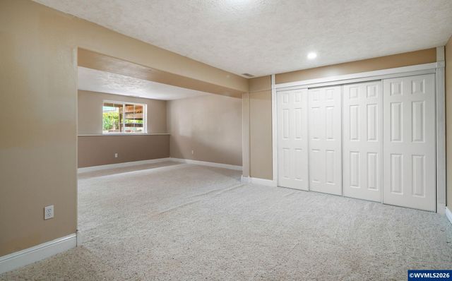 37310 Fawn Dr, Lebanon, OR 97355