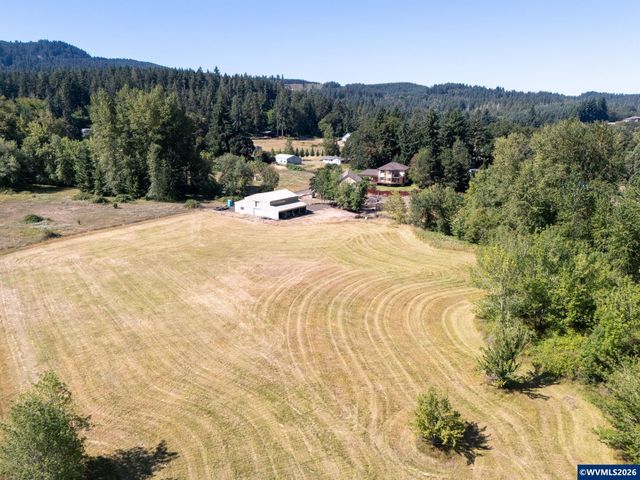 37310 Fawn Dr, Lebanon, OR 97355