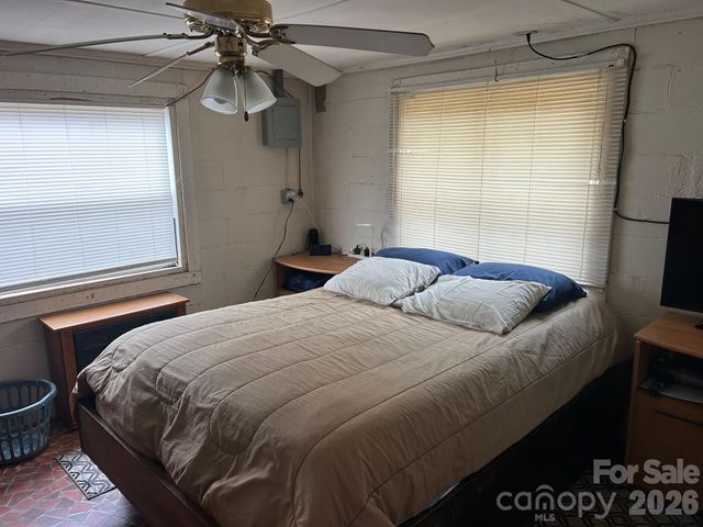 4237 Laurel Hill Road, Claremont, NC 28610