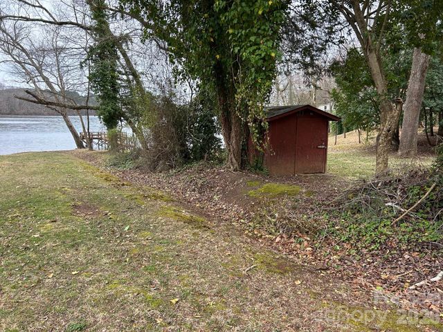 4237 Laurel Hill Road, Claremont, NC 28610
