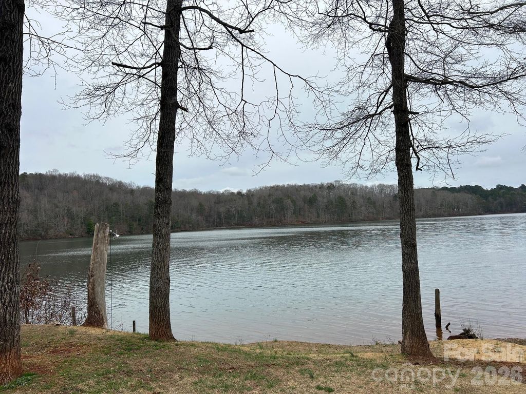 4237 Laurel Hill Road, Claremont, NC 28610