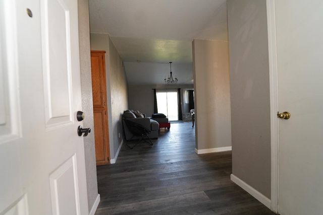 8689 Tea Cart Ct, Sacramento, CA 95828