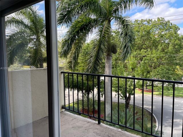2600 NE 135th St 3F-A, North Miami, FL 33181