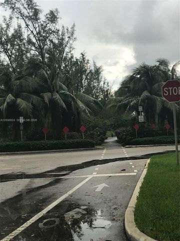 2600 NE 135th St 3F-A, North Miami, FL 33181