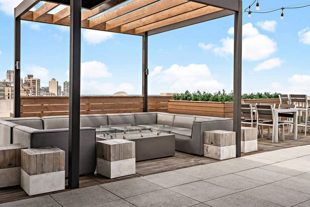 1920 N Clark Street 3A, Chicago, IL 60614