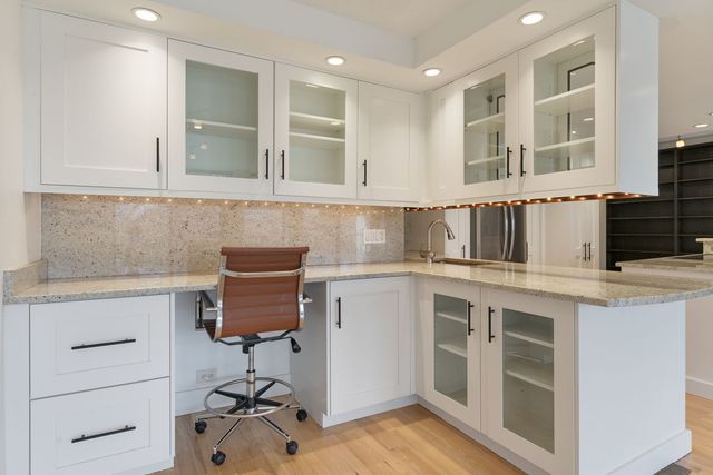 1920 N Clark Street 3A, Chicago, IL 60614