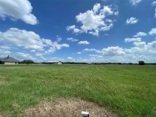 LT 300 COWBOY Drive, Mildred, TX 75109