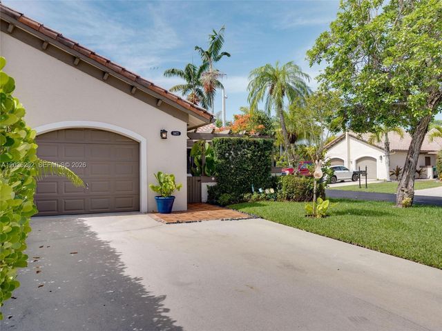 11472 SW 87th Ter, Miami, FL 33173
