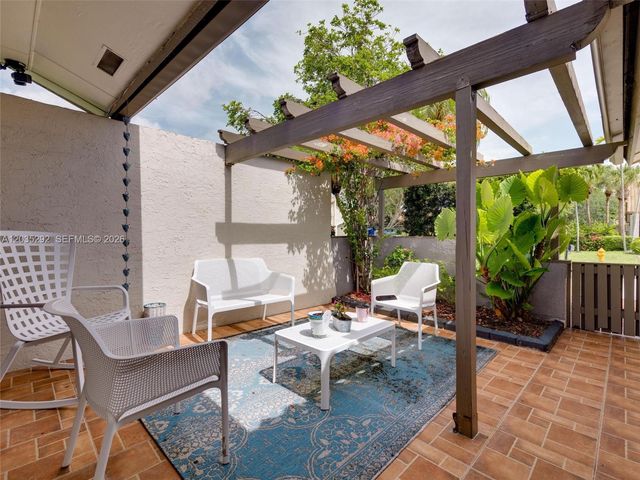 11472 SW 87th Ter, Miami, FL 33173