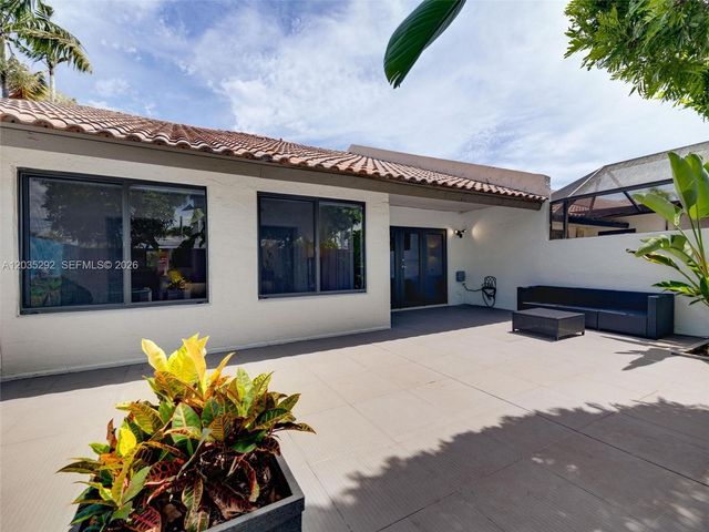 11472 SW 87th Ter, Miami, FL 33173