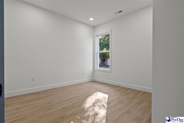 310 W Sumter, Florence, SC 29501