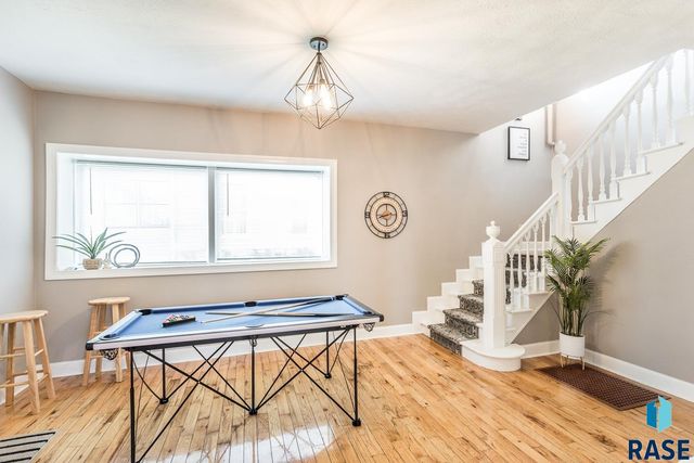 1001 S 1st Ave Avenue, Sioux Falls, SD 57105