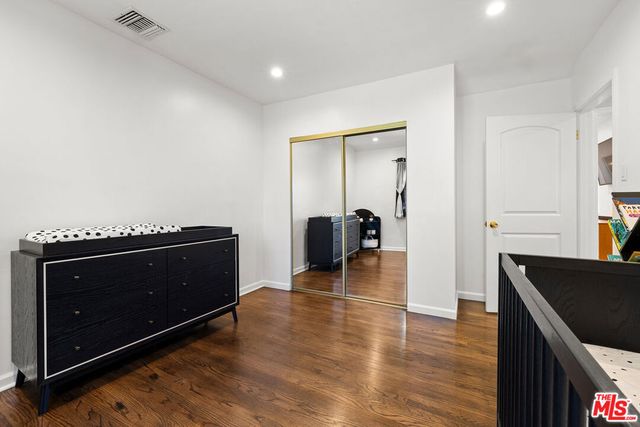 5926 Cleon Avenue, North Hollywood, CA 91601