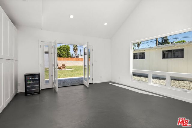 5926 Cleon Avenue, North Hollywood, CA 91601